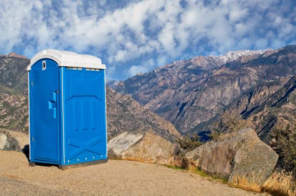 Affordable portable toilet rental in River Oaks, TX